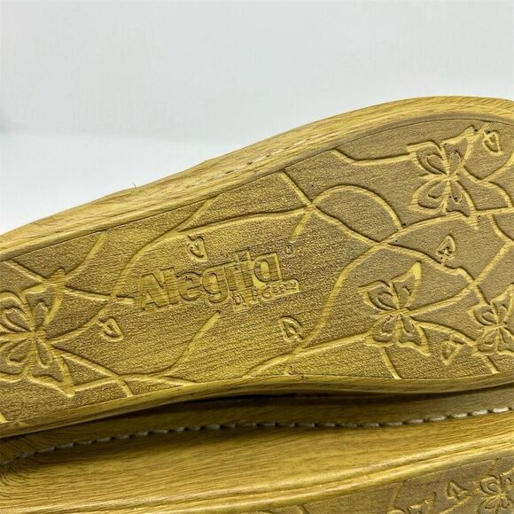 Alegria Vanessa Black Embroidered Mandala Casual Slip On Thong Sandals Size 35 - Picture 11 of 16